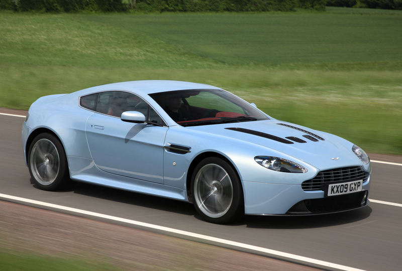 Illustration for article titled 2010 Aston Martin V12 Vantage: Driven